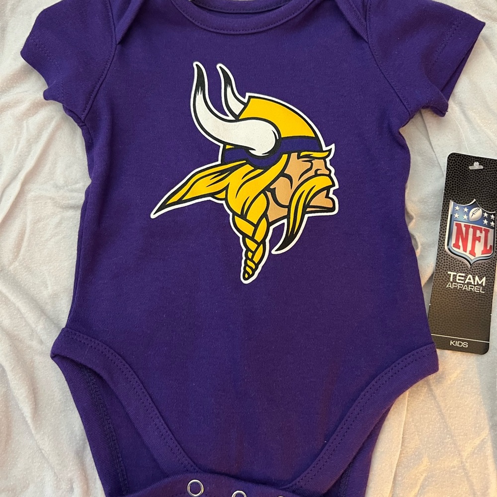 Minnesota Vikings Purple Team Logo Bodysuit